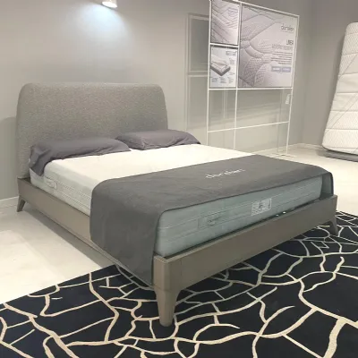 Letto matrimoniale con giroletto Letto le spezie  Le fablier a prezzo scontato