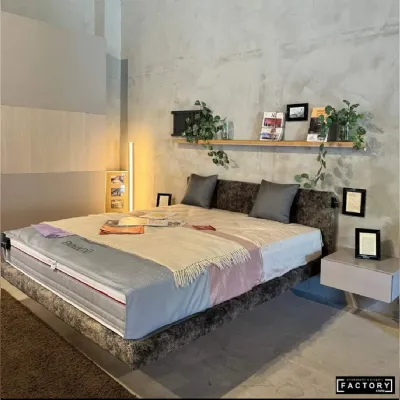 Letto imbottito modello Letto mod. magia di Lettissimi scontato 40%