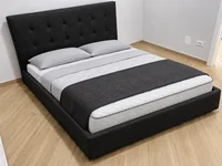 Letto matrimoniale moderno Letto moma di Veneran a prezzo ribassato