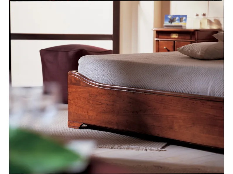 Letto classico Modello quadrifogli Artigianale con un ribasso del 55%