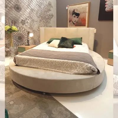 Letto matrimoniale con giroletto Moon Collezione esclusiva a prezzo ribassato