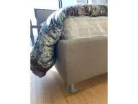 Letto imbottito con giroletto Vera�Noctis�a prezzo scontato