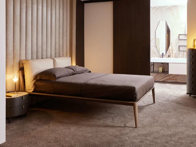 Letto in legno con piedini Aries outlet�Diotti.com�a prezzo ribassato