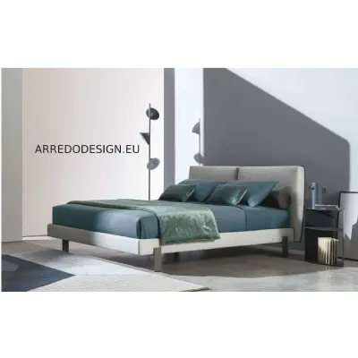 Letto matrimoniale con piedini Book Twils a prezzo scontato