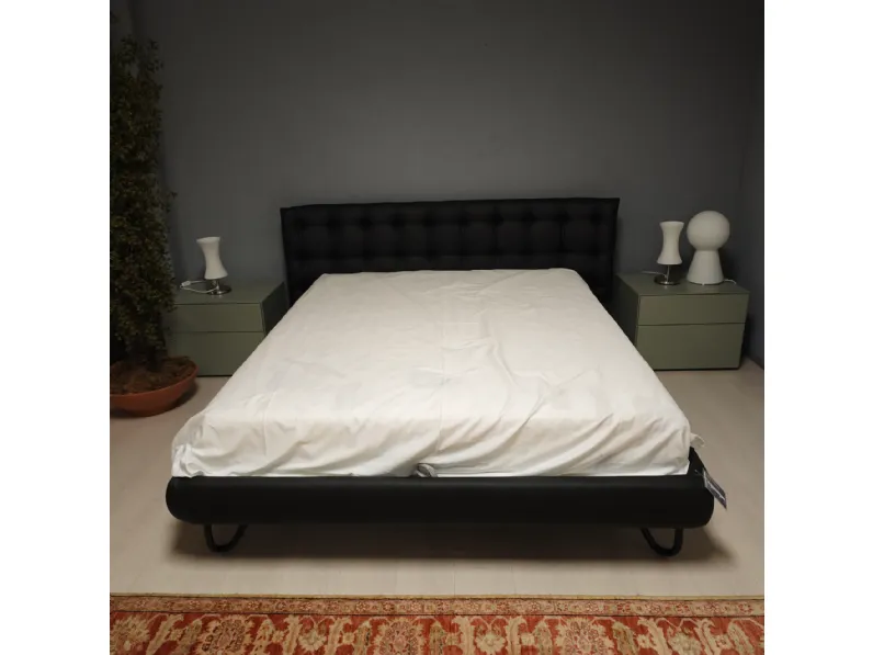 LETTO Hug 05 low Noctis in OFFERTA OUTLET - 35%