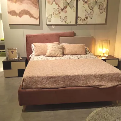Letto design con giroletto Mizar Collezione esclusiva a prezzo ribassato