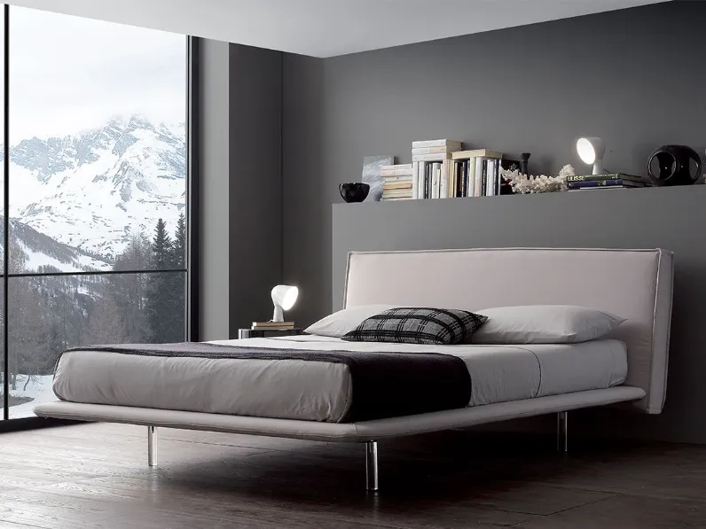 Letto matrimoniale design Onda Artigianale a prezzo ribassato