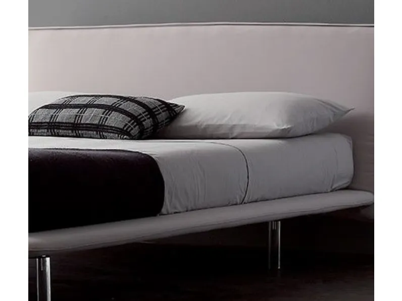 Letto matrimoniale design Onda Artigianale a prezzo ribassato
