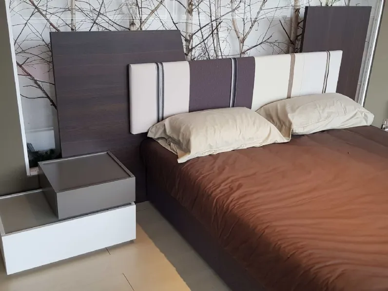 Letto design Tomasella diagonal contenitore Tomasella con un ribasso del 40%
