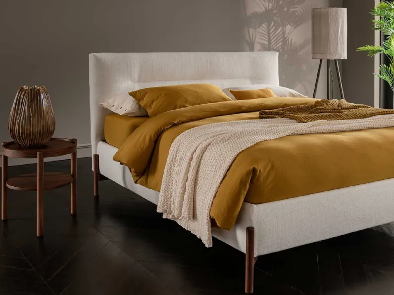 Letto matrimoniale design Verney Altrenotti a prezzo scontato