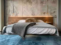 Letto matrimoniale con piedini Fluttua wildwood Lago a prezzo scontato