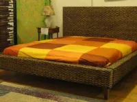 Letto matrimoniale in rattan in stile etnico scontato del -50%