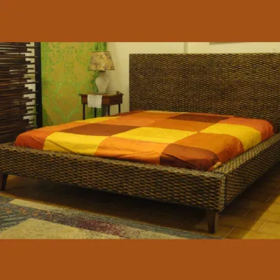 Letto matrimoniale in rattan in stile etnico scontato del -50%