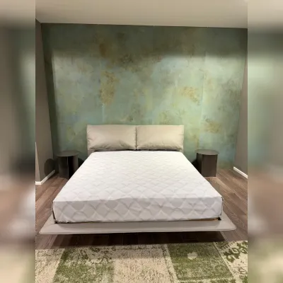 Approfitta dello sconto 30% sul letto John john di Poltrona frau