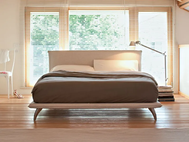 Letto matrimoniale con giroletto Letto luxury mod parigi  Md work a prezzo scontato