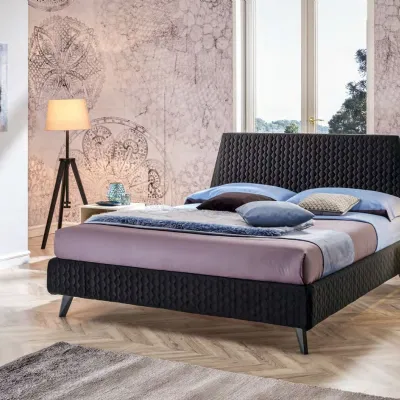 Letto matrimoniale Letto matrimoniale suri in tessuto con testata lavorata Collezione esclusiva con uno sconto IMPERDIBILE