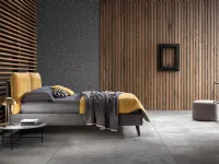 Letto imbottito modello Arty lift * di Samoa scontato 35%
