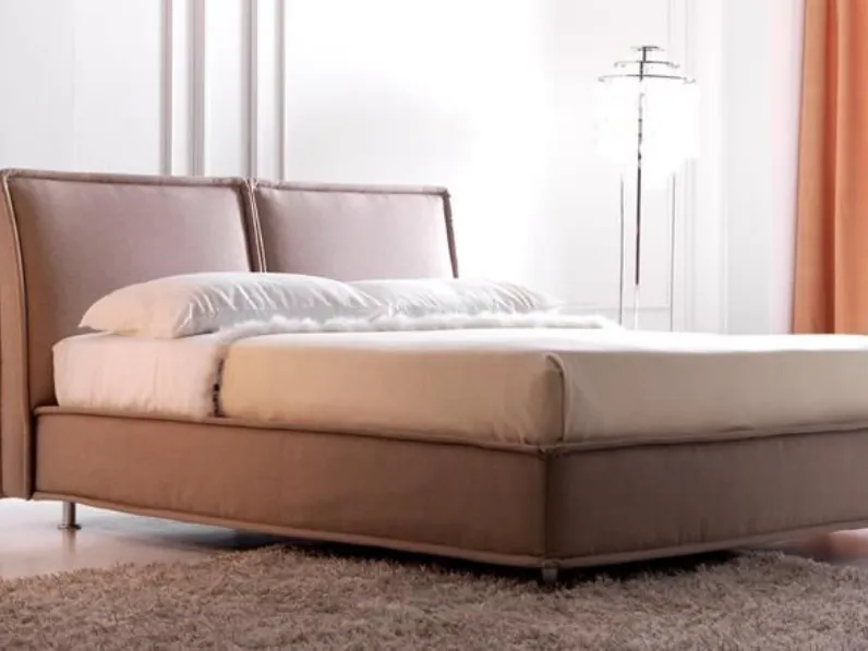 Scopri il Letto Bord di Mottes selection, scontato del 40%! Un arredamento di lusso.