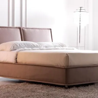 Scopri il Letto Bord di Mottes selection, scontato del 40%! Un arredamento di lusso.