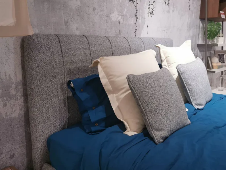 Letto moderno con contenitore Chamole Altrenotti a prezzo scontato