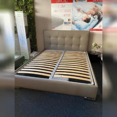 Letto matrimoniale moderno Exc su misura Exc a prezzo scontato