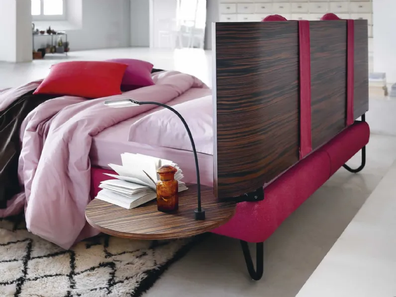 Letto matrimoniale moderno Hug collection Noctis a prezzo ribassato