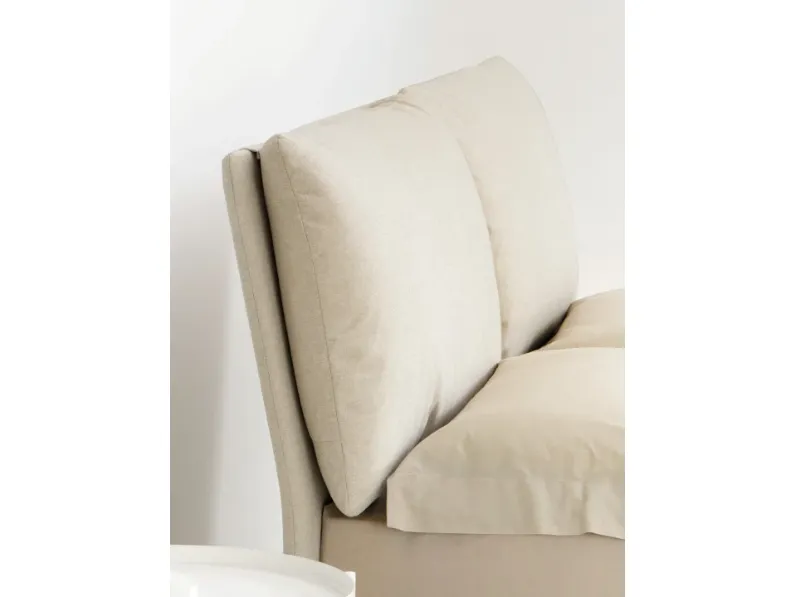 Letto imbottito modello Letto mod mercurio di Artigianale scontato 40%