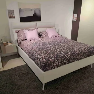 Letto matrimoniale moderno Letto modello plio con contenitore Oggioni a prezzo scontato