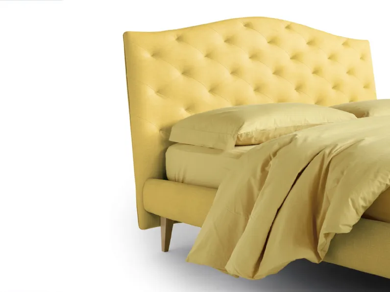 Letto matrimoniale moderno Lyle capitonn Noctis a prezzo scontato