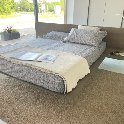 Letto design No-vo quercia Voltan con uno sconto del 20%
