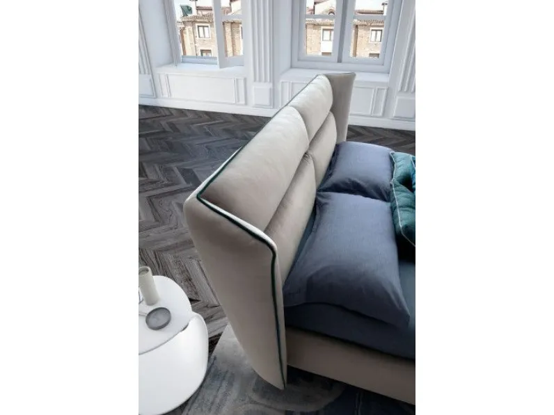 Letto moderno Pasodoble Le comfort con un ribasso del 30%