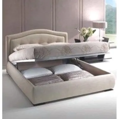 Letto design Penelope Artigianale con un ribasso del 30%
