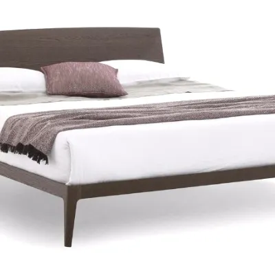 Letto matrimoniale con piedini Siri Novamobili a prezzo scontato
