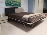 Letto moderno Metting Presotto con uno sconto del 45%