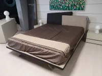 Letto moderno Metting Presotto con uno sconto del 45%