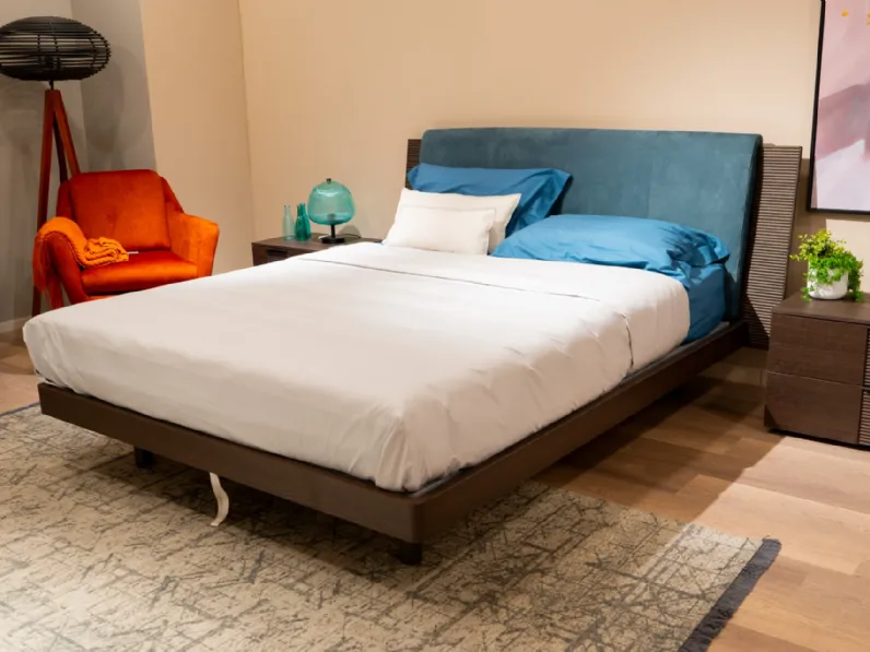 Letto in legno con piedini Bliss�Tomasella�a prezzo ribassato