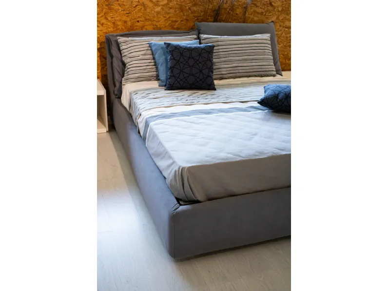 Letto moderno con contenitore Quiet Samoa a prezzo ribassato