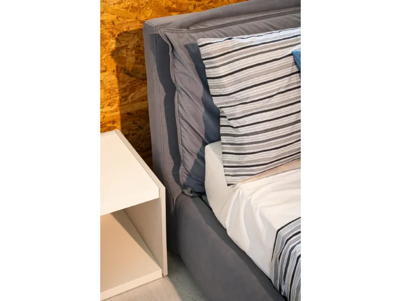 Letto moderno con contenitore Quiet Samoa a prezzo ribassato