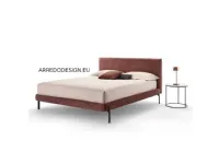 Letto matrimoniale con piedini Arata Rosini a prezzo scontato
