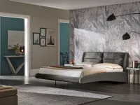 Letto moderno con gambe Stromboli king Mottes selection a prezzo ribassato