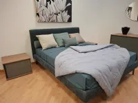 Letto moderno con piedini Twils V&nice a prezzo scontato