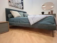 Letto moderno con piedini Twils V&nice a prezzo scontato