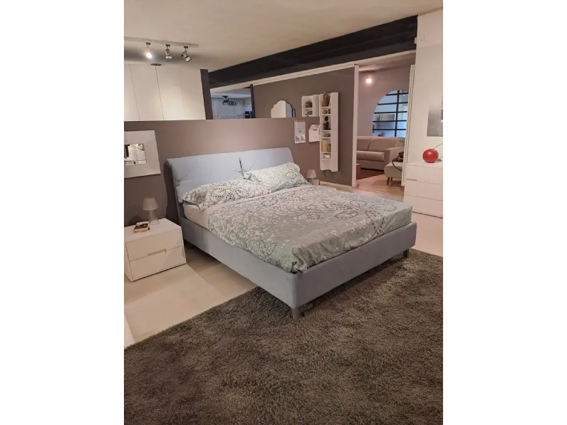 Letto moderno Letto modello dama con contenitore e levitec Oggioni con un ribasso del 31%