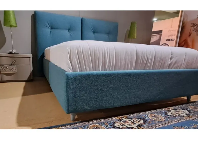 Letto imbottito con contenitore Lucy &tradition a prezzo scontato