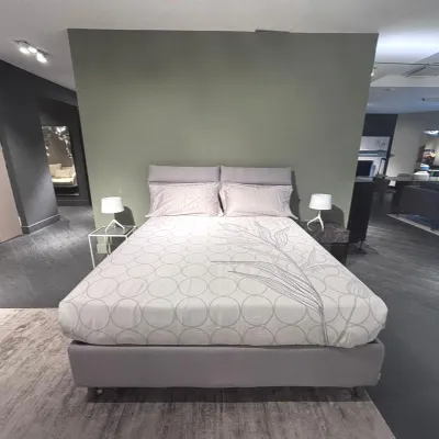 Letto moderno Plio di Oggioni SCONTATO 