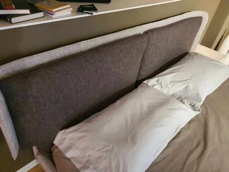 Letto moderno Skin Ditre italia con uno sconto del 41%