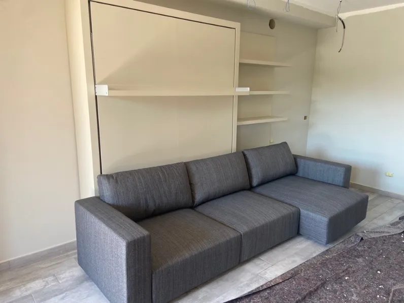 Letto moderno Swing con boiserie di Clei SCONTATO 
