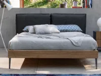Richiedi ora il prezzo di questo letto Wooden bed di Devina nais 