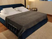 Letto matrimoniale design New york box Saba a prezzo scontato