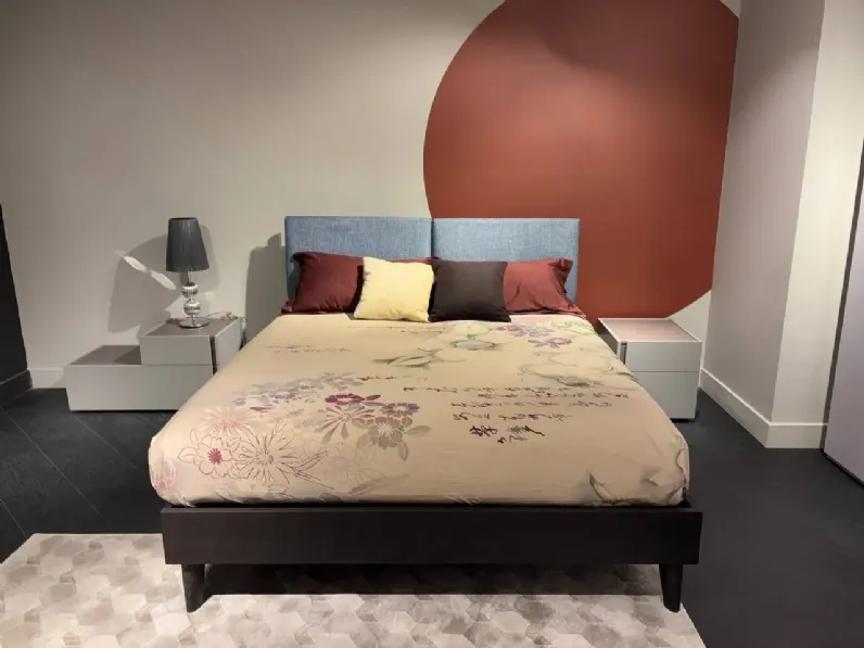 Letto matrimoniale con contenitore Orimento a prezzo riservato 